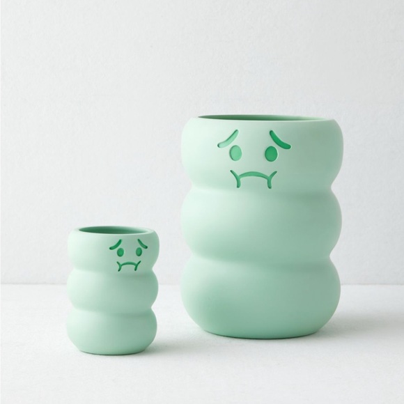 Urban Outfitters Yuck Waste Can in Green - NWT - Picture 4 of 8